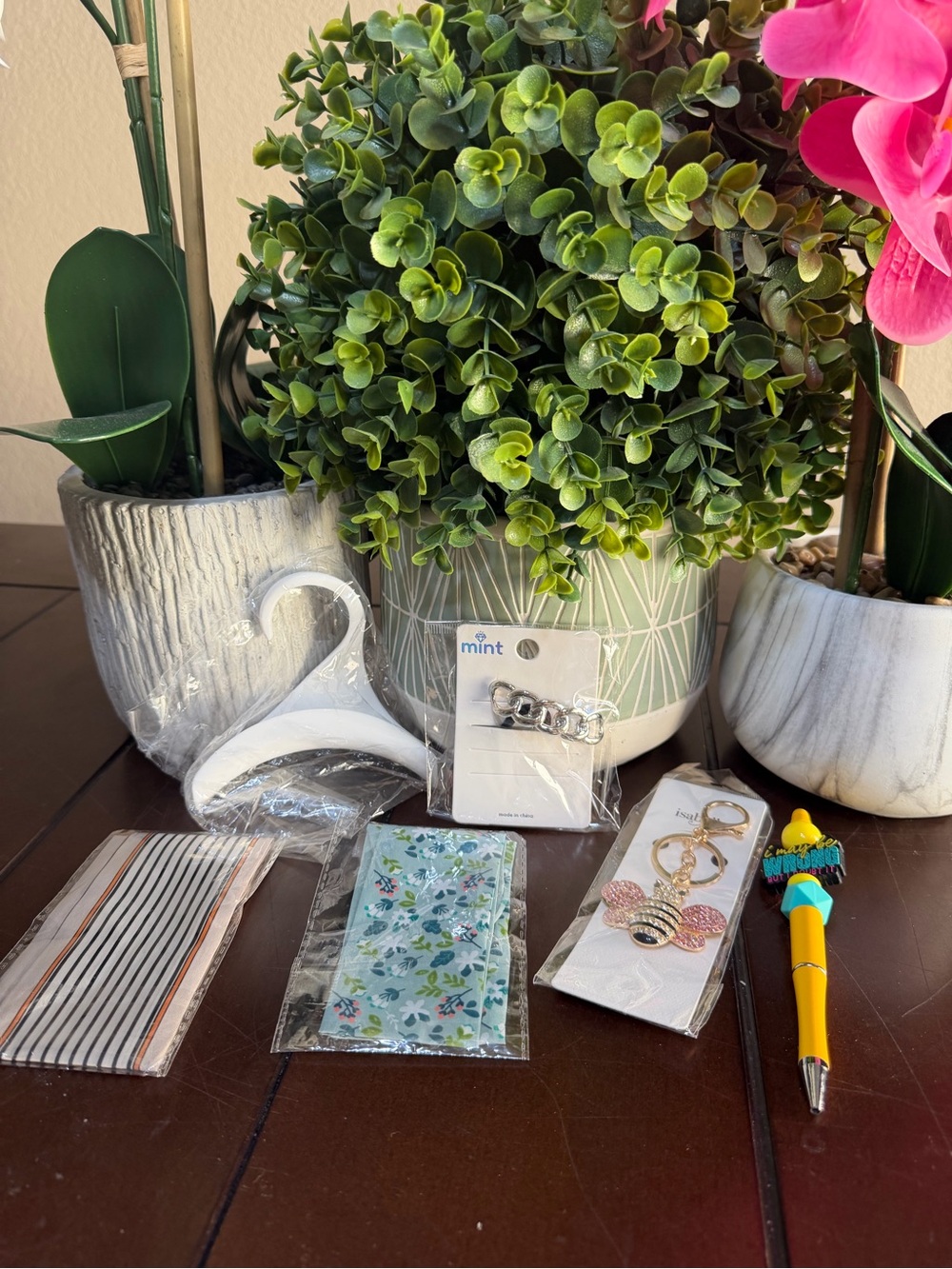 Bundle of ,NWT . Pen/purse scarf/hair tye/keychain/ purse hanger